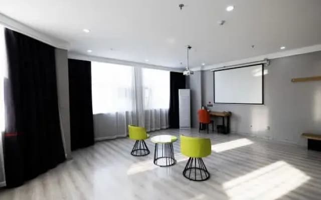 Junyi Chain Hotel (Linyi Zhicheng Road Dushutou Branch)