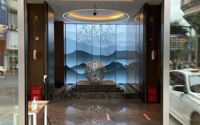 Fengkai Riverside Hotel