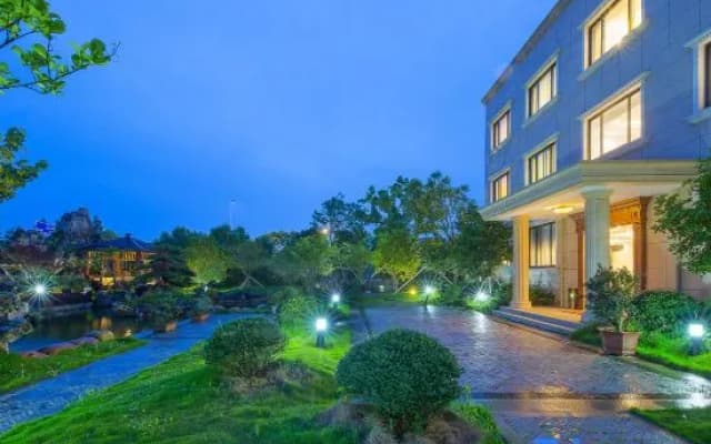Ningbo Shuxiang Bieyuan Hotel (Yangsha Mountain Chunxiao Avenue)