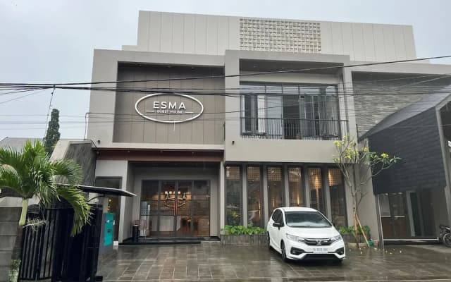 Esma Family GuestHouse