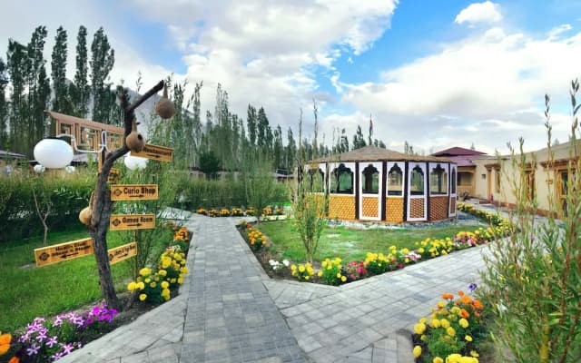 White Sands Resort- Best Resort in NUBRA