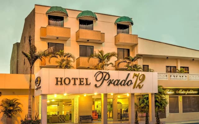 Hotel Puerta de Oro