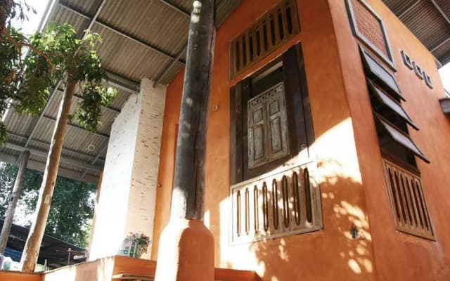 Baannoi Nornmuan Home
