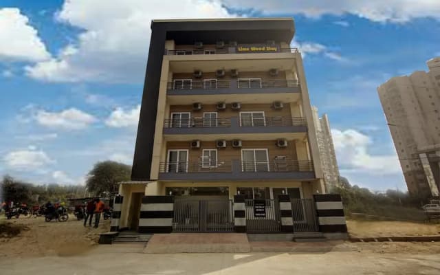 Limewood Stay Gold-ARTEMIS & Golf Course