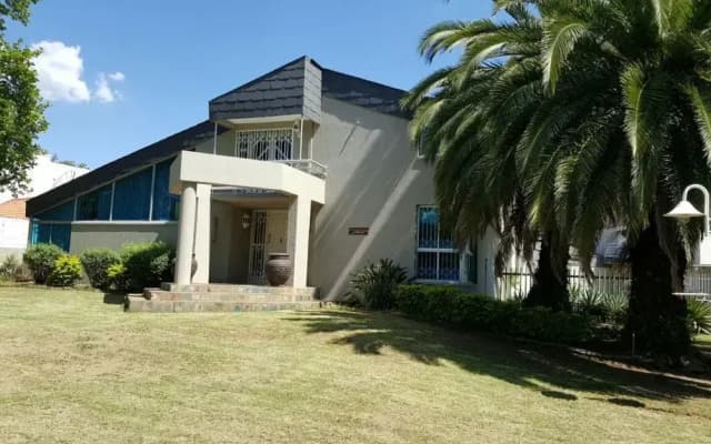 Zinzanathi Guesthouse