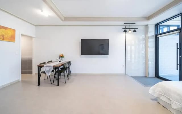 Yeosu Wayo Pension