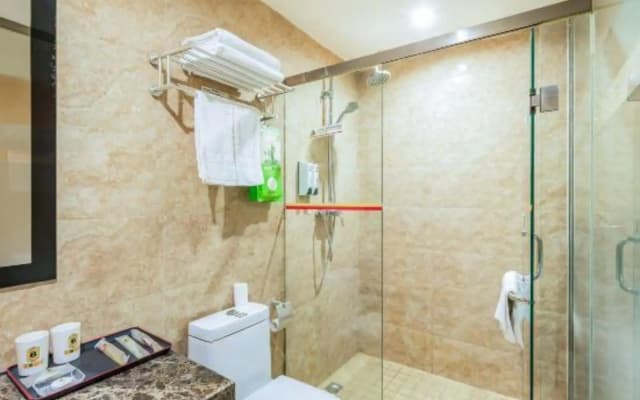 Huayi Hotel(Shijiazhuang Huai'an East Road)