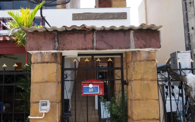 Warees Guesthouse