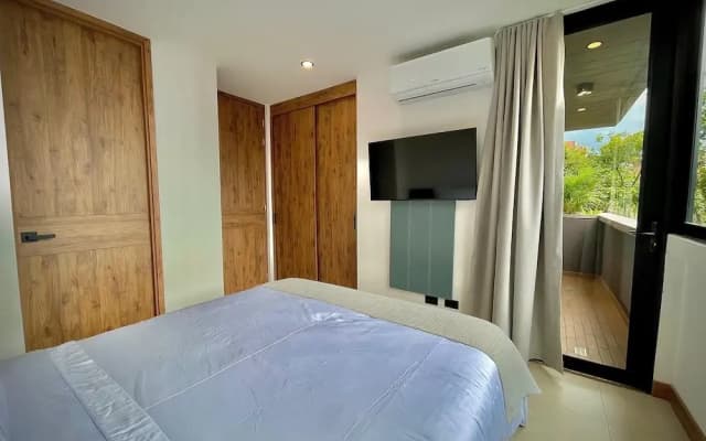 Nomadic Boutique Living and Experience Center