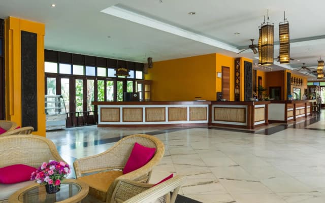 Pattawia Resort & Spa
