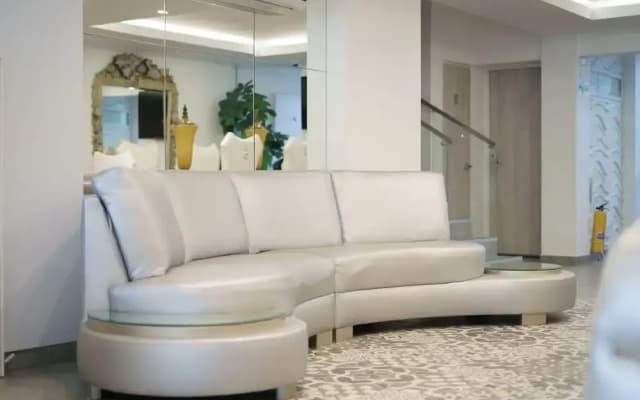 Recovery House By Zenya Host