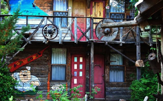 Kadir's Tree Houses