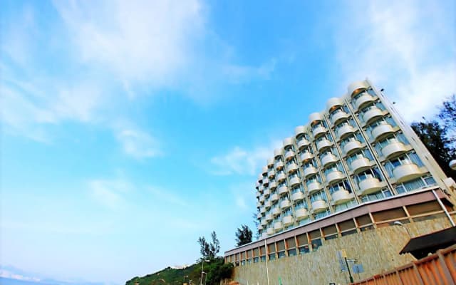 Warwick Hotel