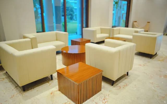 The Pearl Club Resort