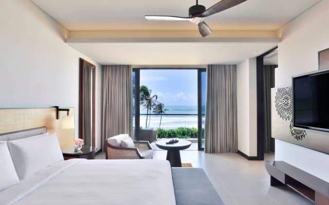 Курортный отель Weligama Bay Marriott Resort & Spa