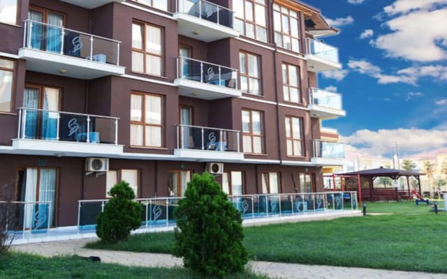 Carpediem Diamond Hotel