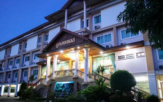 Phuthong Place