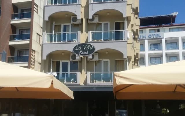 La Vita Beach Hotel