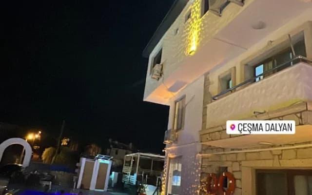 Belong Hotel