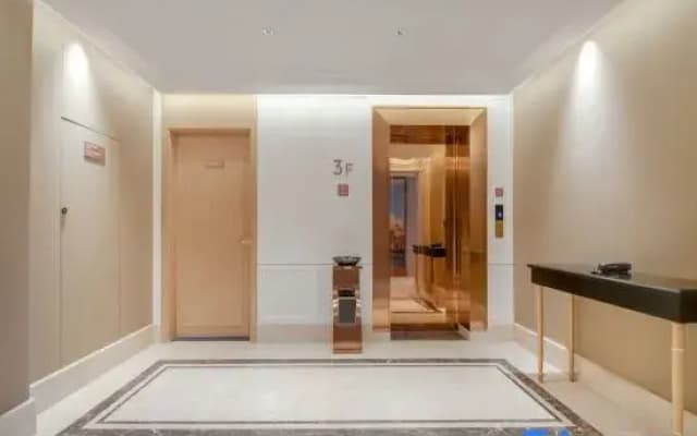 Vienna Hotel (Chaoyang Passenger Transport Center Youyi Street)