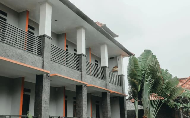 Hotel Diana 2
