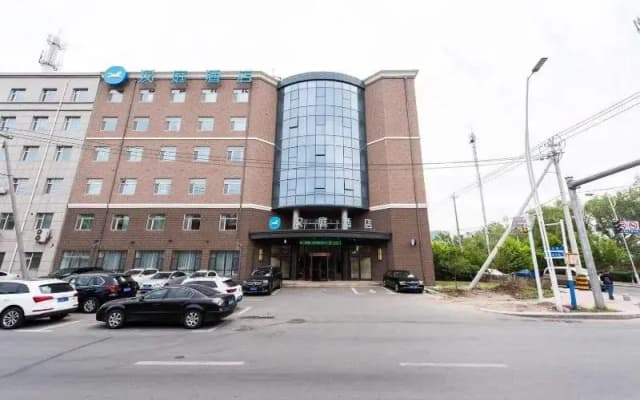 HanTing Hotel (Changchun FAW Chuangye Street)