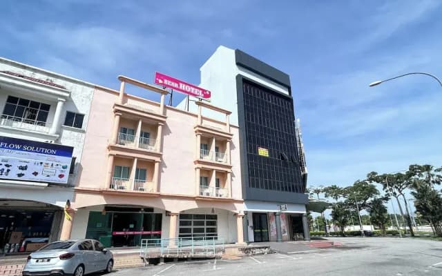 Nilai Hotel