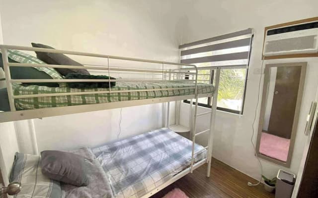 Charming Iloilo City House With Garden View