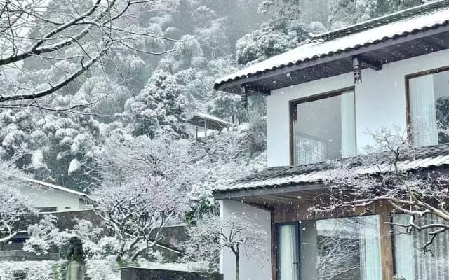 Emeishan Hetang Yunqi Tangquan Homestay