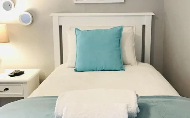 Dolphin Circle B&B