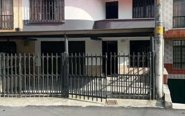 Hostal Comunidad HBT