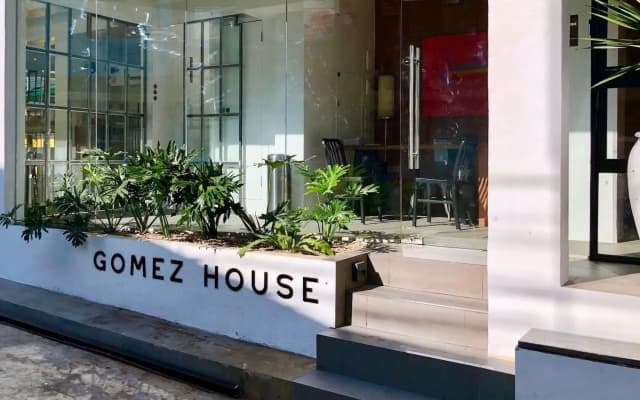 Gomez House
