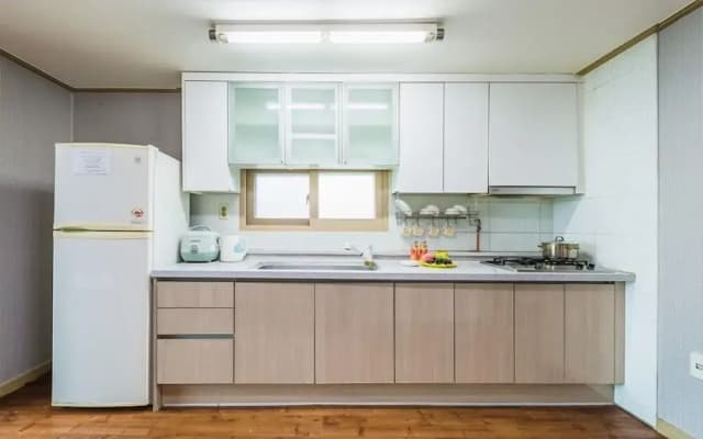 Eurwangni Beach Hill View House Pension