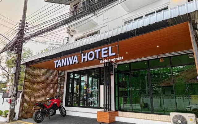 Tanwa Hotel