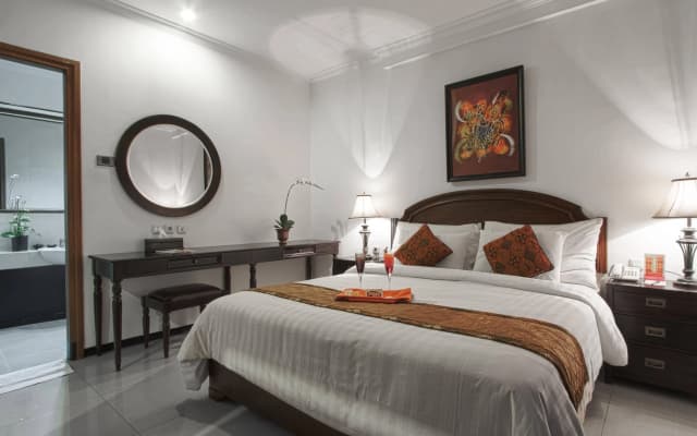 Tuwuh Hotel at Kayutangan