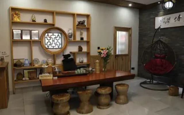 Guinange Hostel