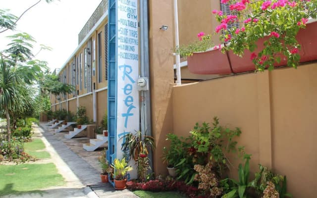Reef Beach Resort