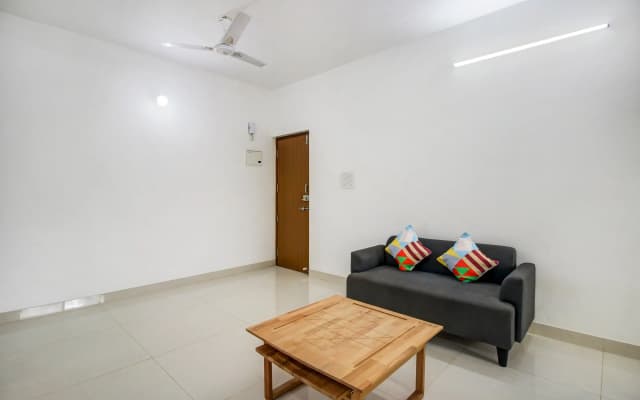 Hotel O Muktesh Chandra
