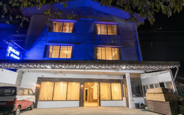 Hotel Blue Poppy
