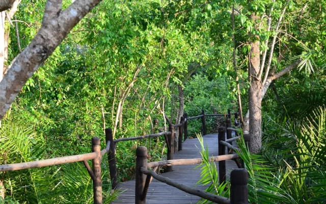 Sanctuary Saadani River Lodge