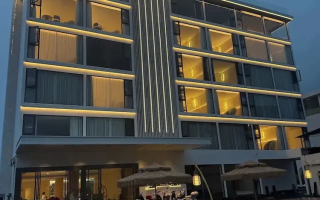 Mountain Search Snow View Hotel