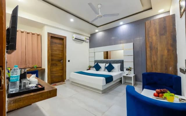 The Metro Stay by ASPL