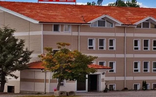 Baskent Demiralan Hotel