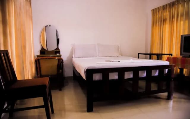 Backwater Retreat Resort - Kumarakom