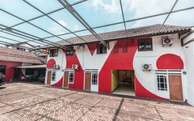 OYO 947 Angel Home Stay Syariah