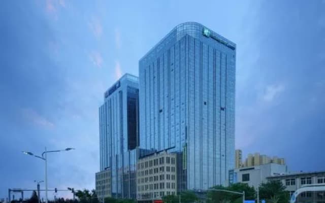 Holiday Inn Express Panjin Downtown