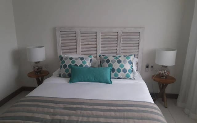 L'Escale Beachfront Residences
