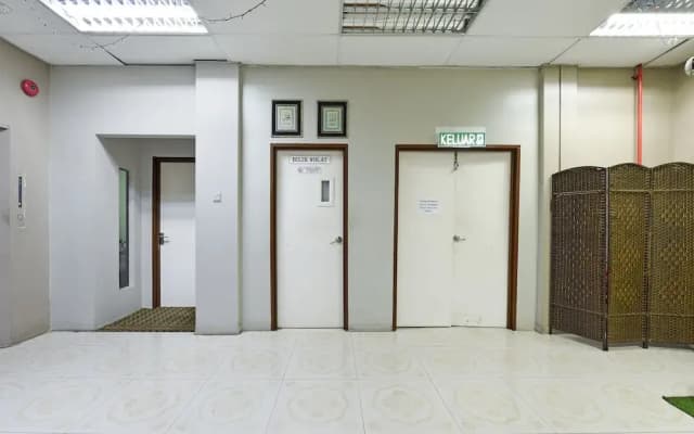 OYO 91052 Hotel Kenangan