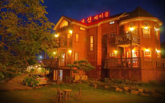 Buan Maple Pension