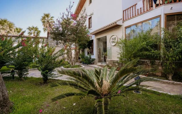 Ekincik Beach Hotel
